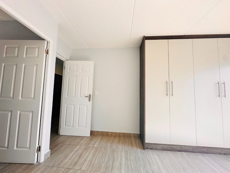 2 Bedroom Property for Sale in Parklands North Western Cape